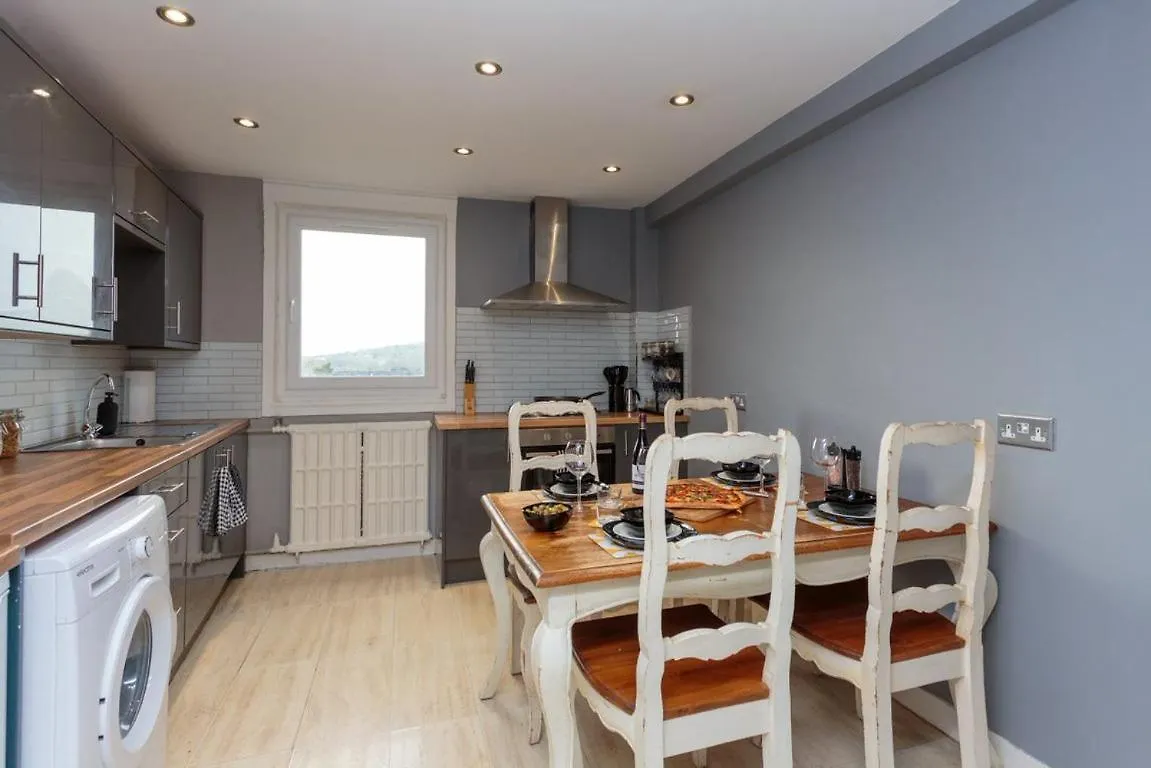 Gorgeous 3-Bed Flat, 15 Minutes To City Centre Édimbourg Royaume-Uni