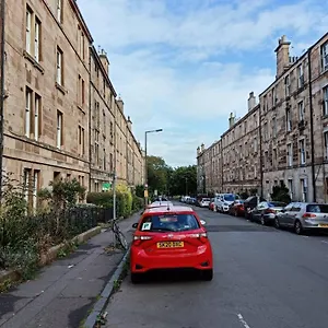 Apartment Centre Flat - Sleep Upto 4, Edinburgh