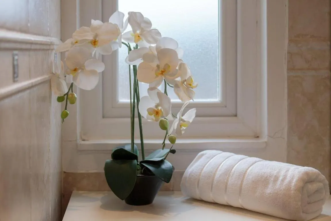 Gorgeous 3-Bed Flat, 15 Minutes To City Centre Edinburgh